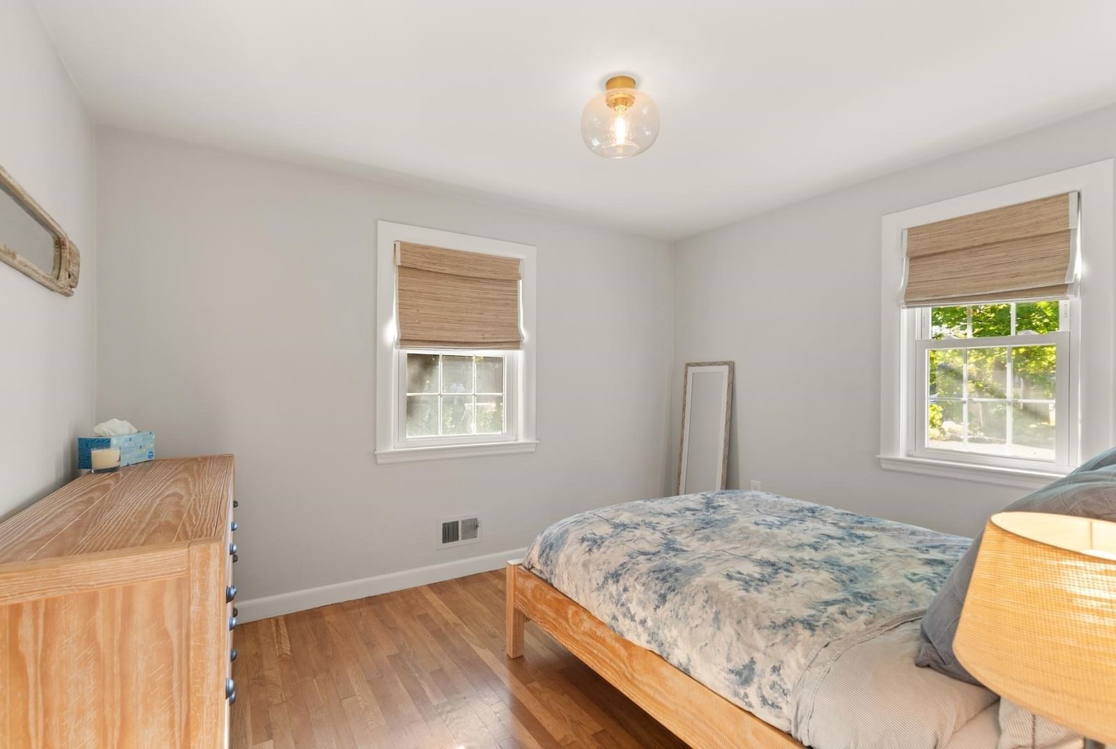 17 Cogswell Ave Beverly — Photo 14 of 33