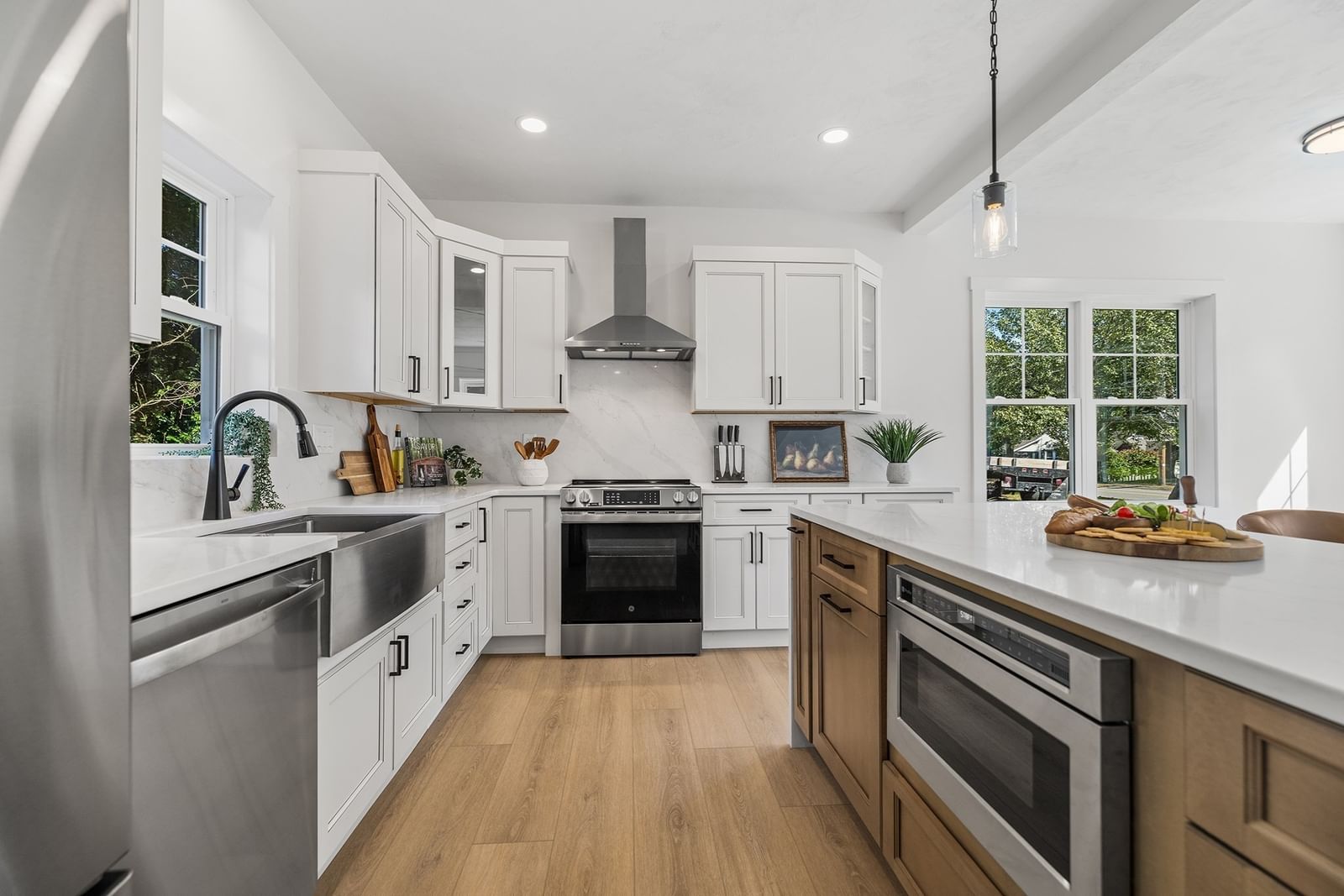 126 Maple St West Boylston — Photo 13 of 32