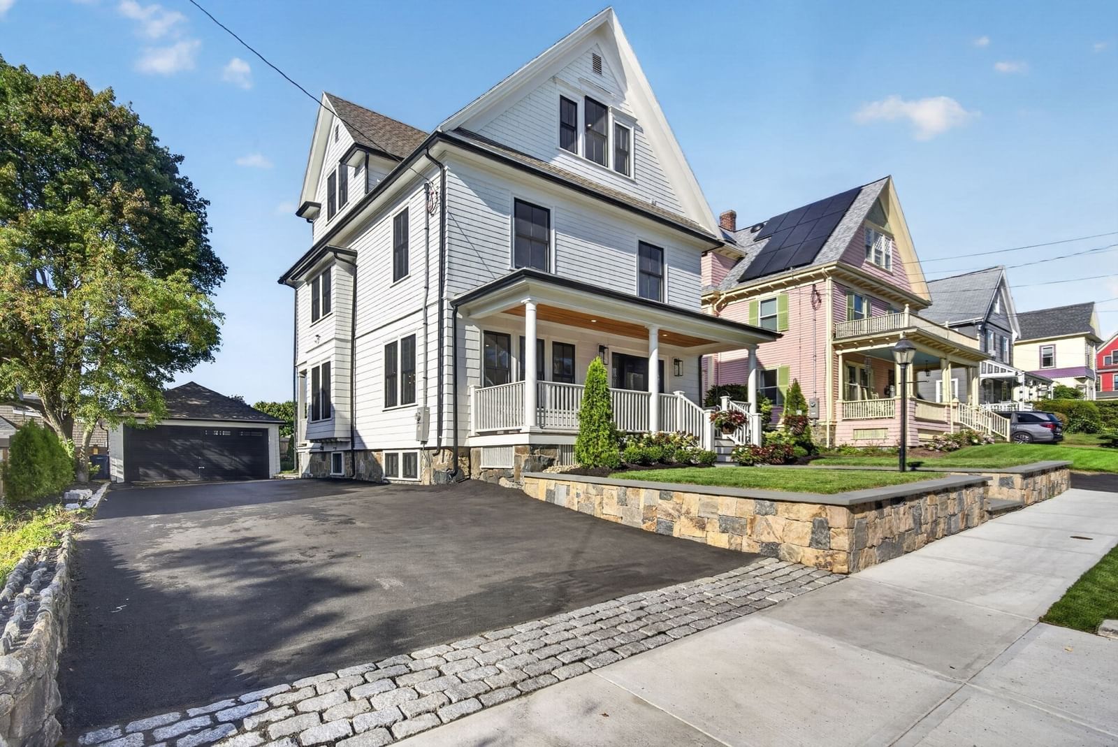 114 Malvern St Melrose — Photo 1 of 41