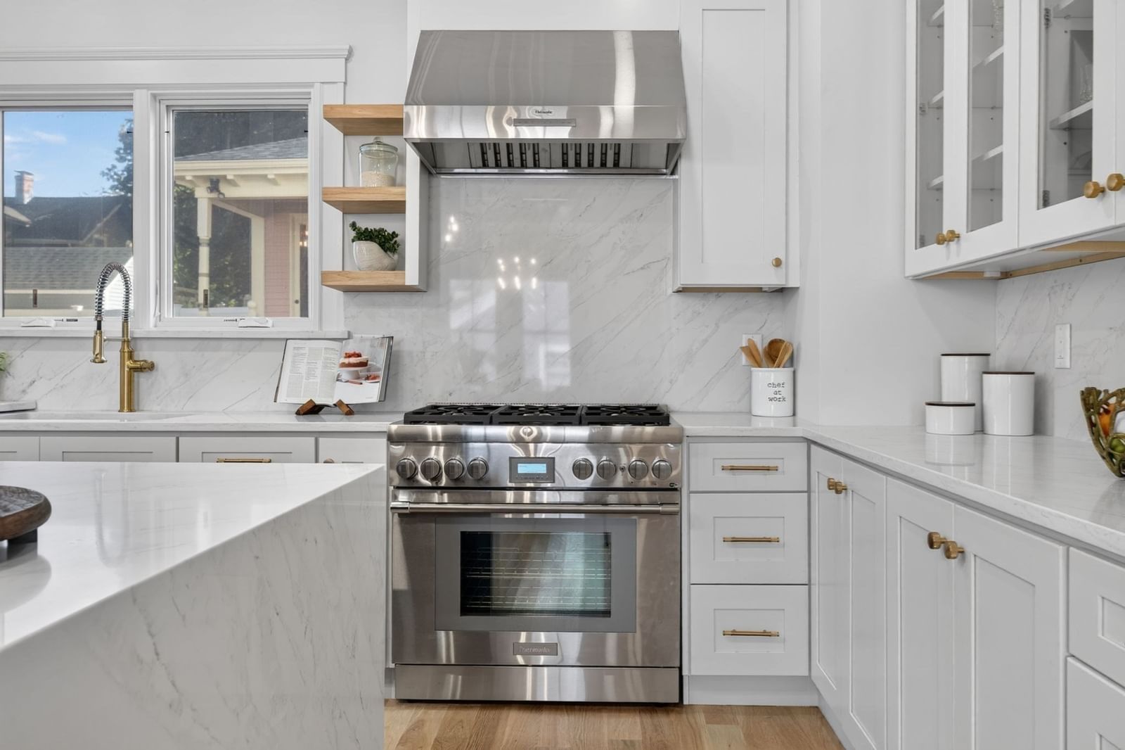 114 Malvern St Melrose — Photo 10 of 41