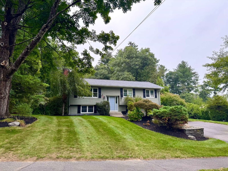 30 Mohawk Dr