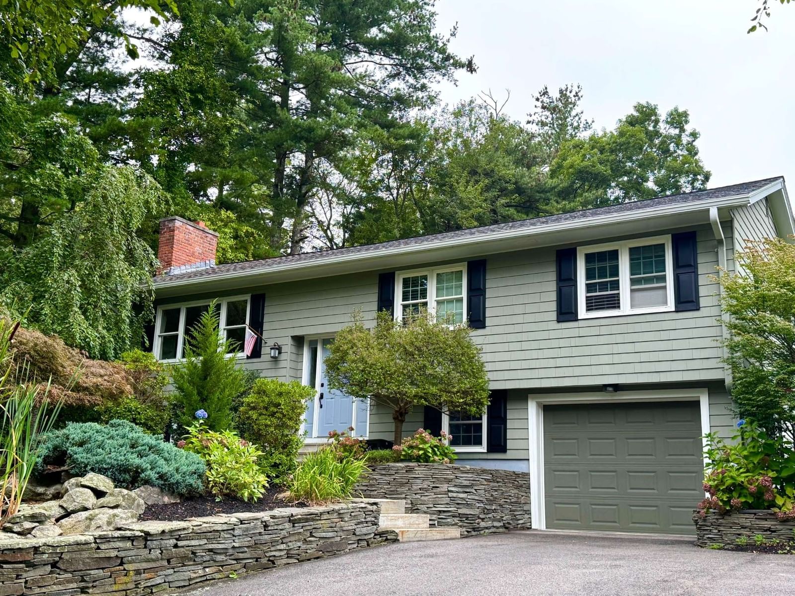 30 Mohawk Dr Northborough — Photo 3 of 33