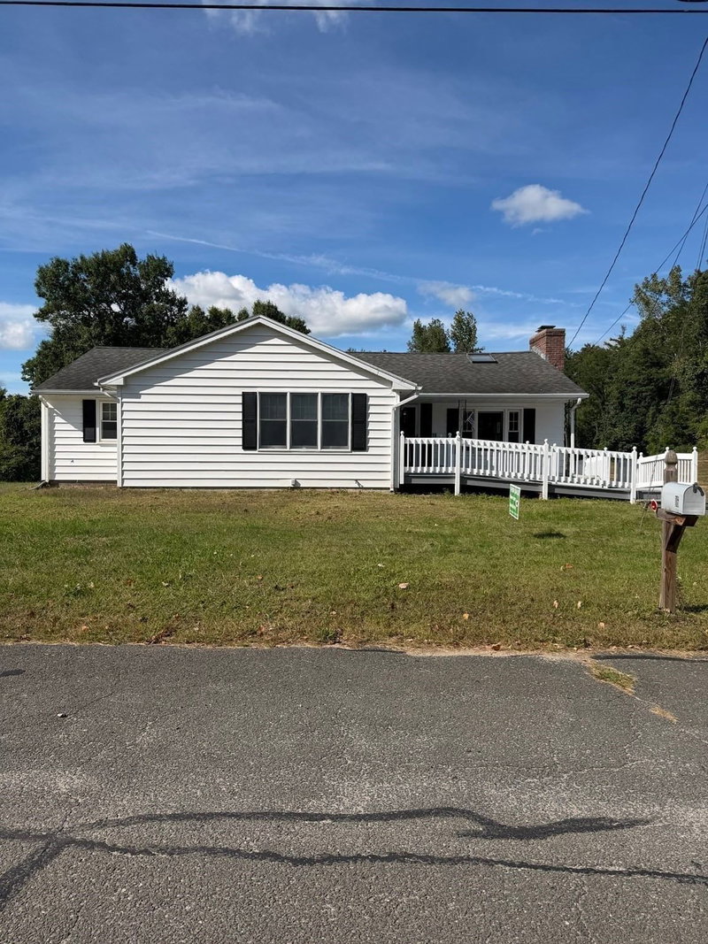 16 Bluemer Rd