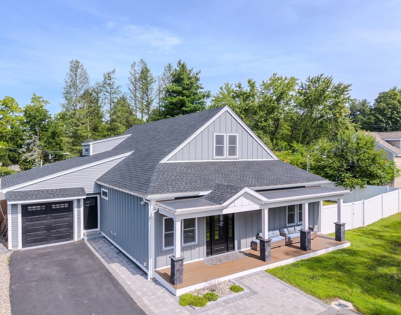 68 High St Ext Lancaster — Photo 2 of 40