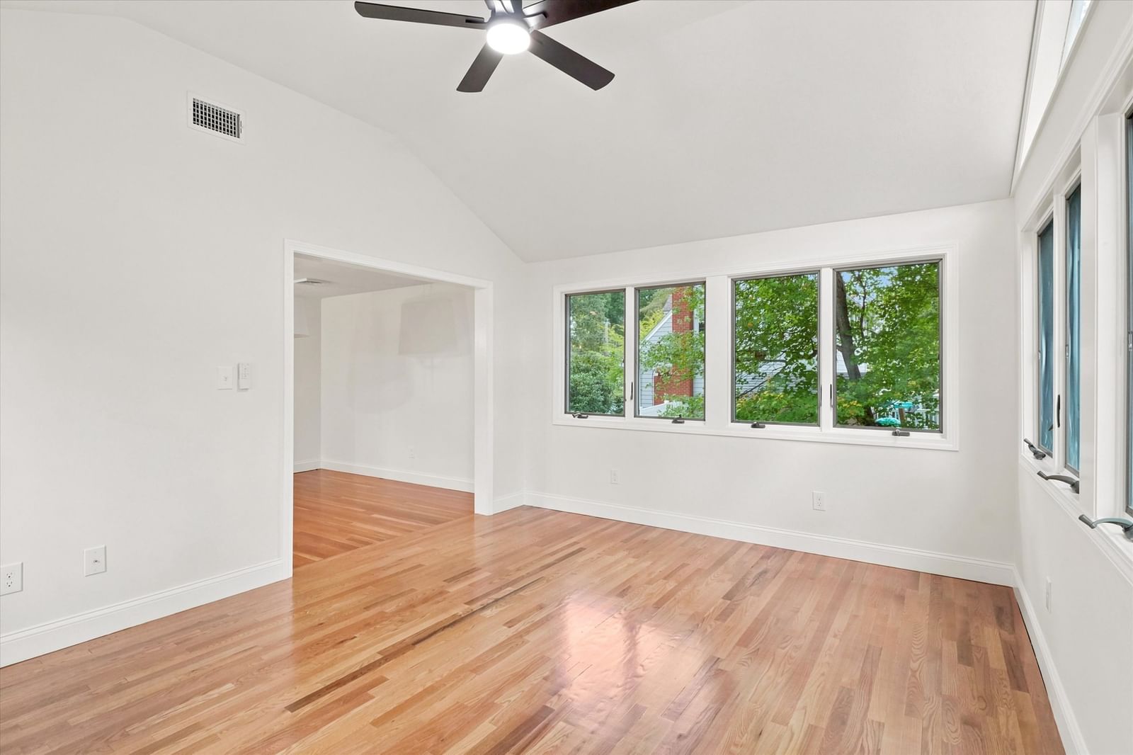 41 Marron Ave Stoughton — Photo 13 of 31