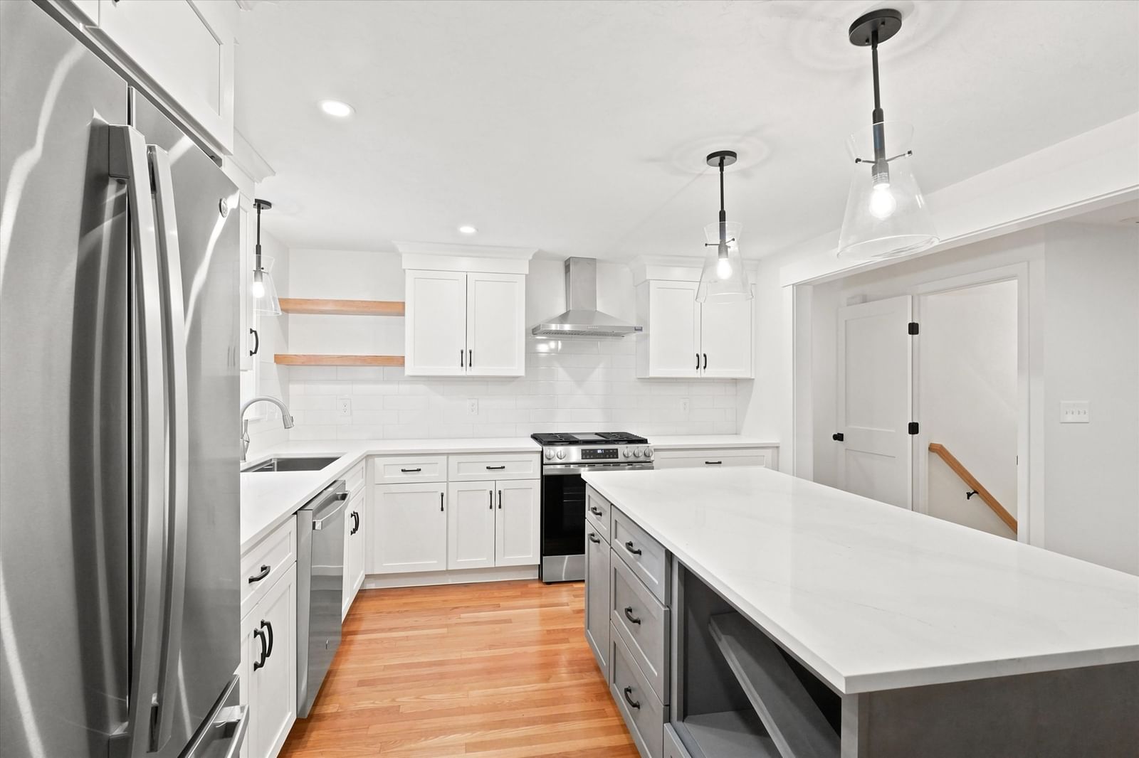 41 Marron Ave Stoughton — Photo 9 of 31