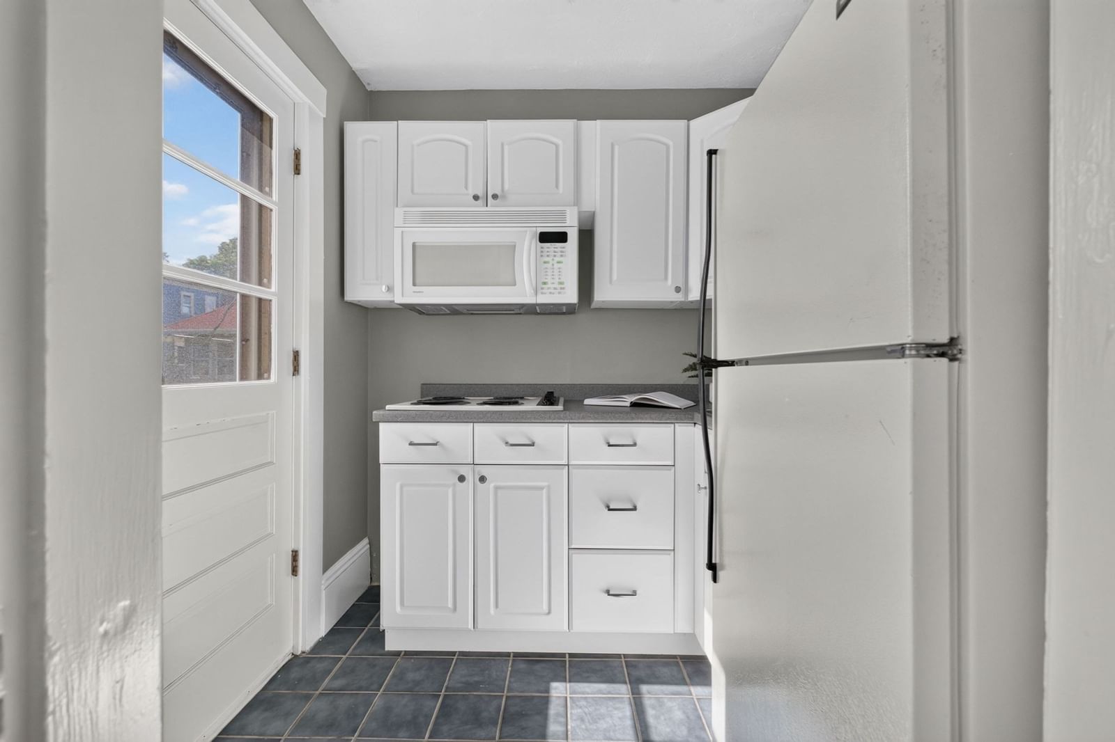 38 Holbrook St Boston — Photo 21 of 42