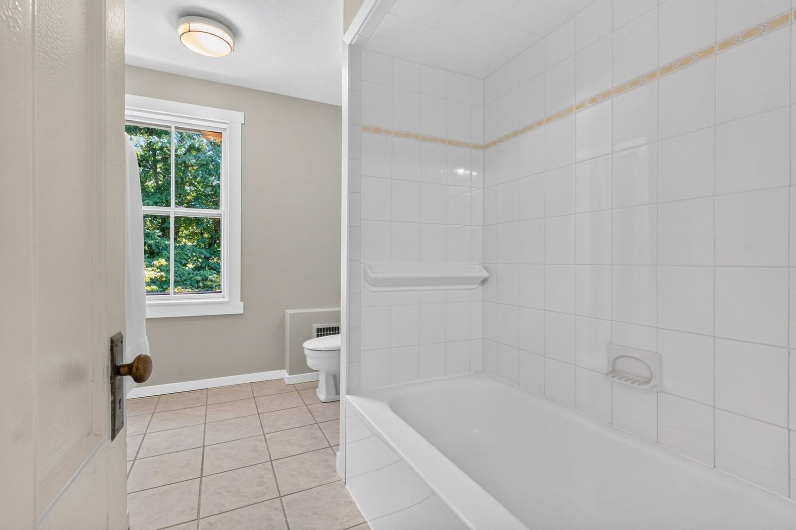 38 Holbrook St Boston — Photo 28 of 42
