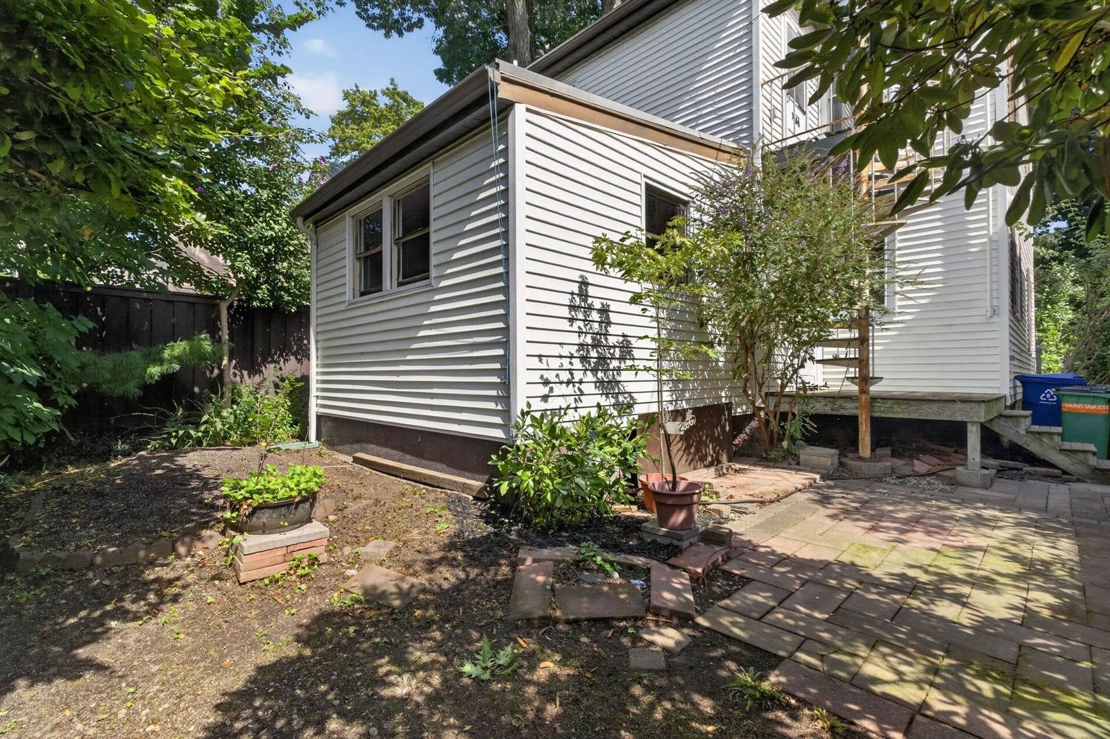 38 Holbrook St Boston — Photo 32 of 42