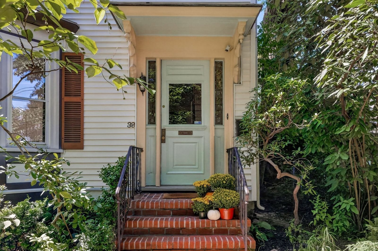 38 Holbrook St Boston — Photo 34 of 42