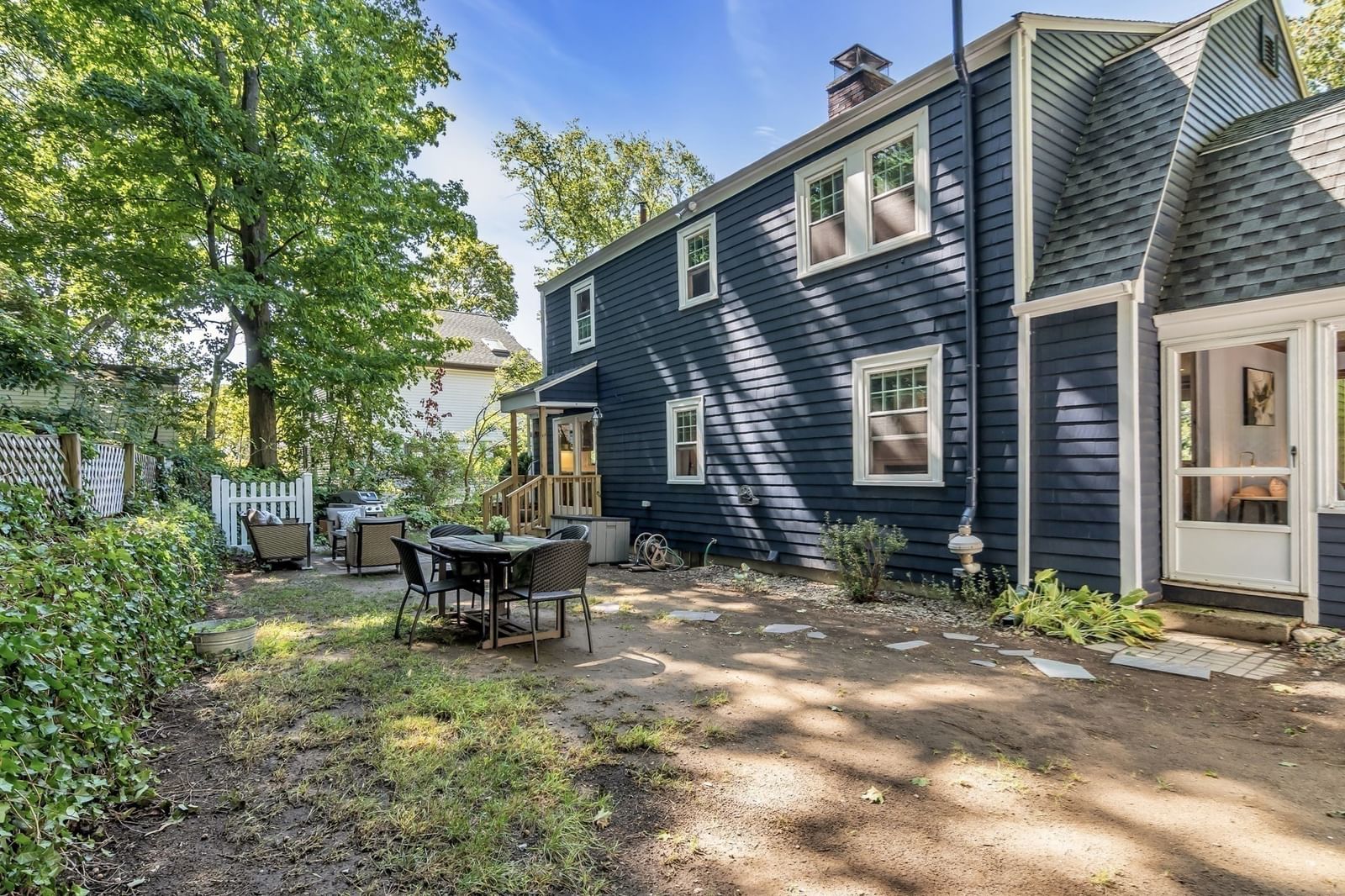 74 Fletcher Rd Woburn — Photo 40 of 42