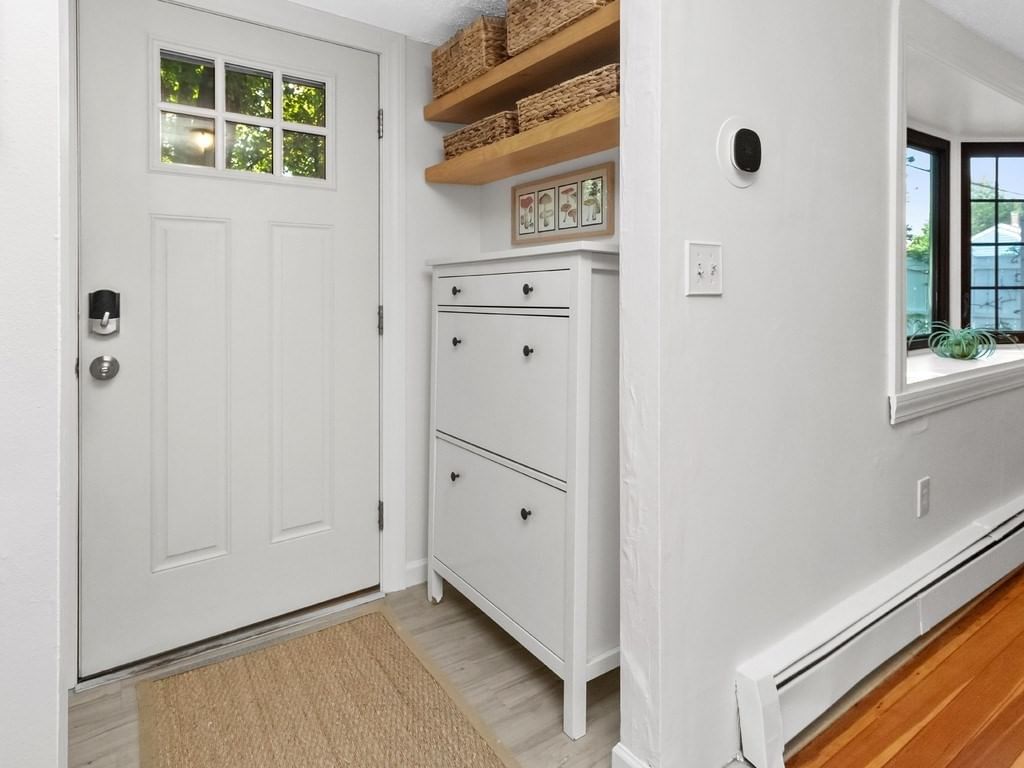 42 Newton Street Waltham — Photo 14 of 35
