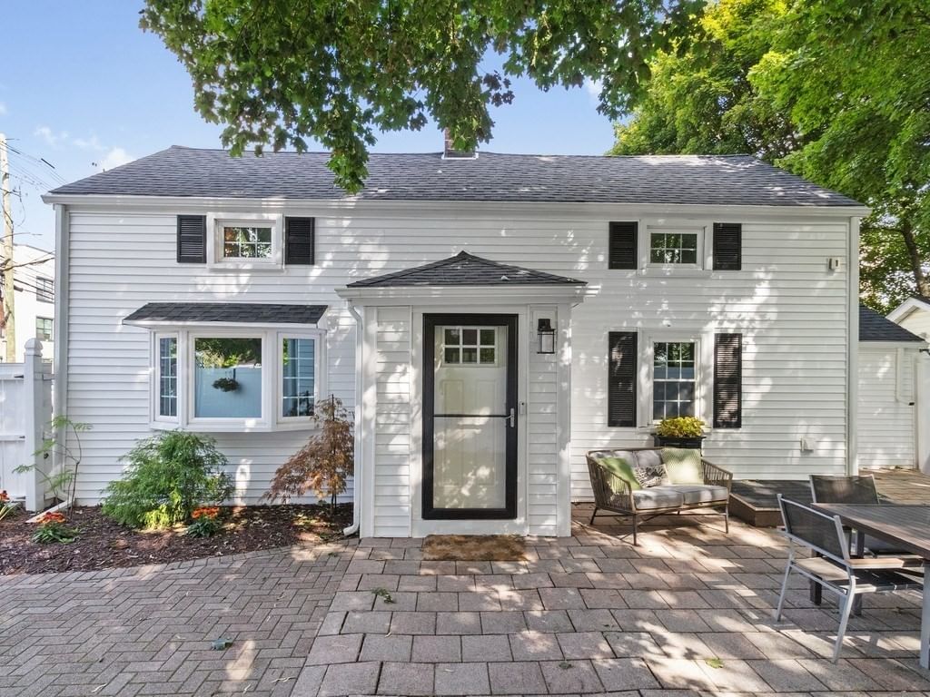 42 Newton Street Waltham — Photo 2 of 35