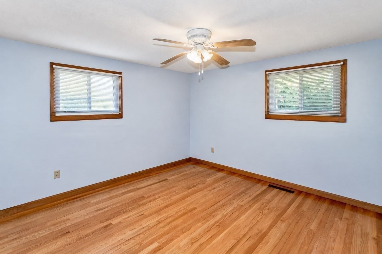 71 Birch Bluffs Drive Westfield — Photo 19 of 35
