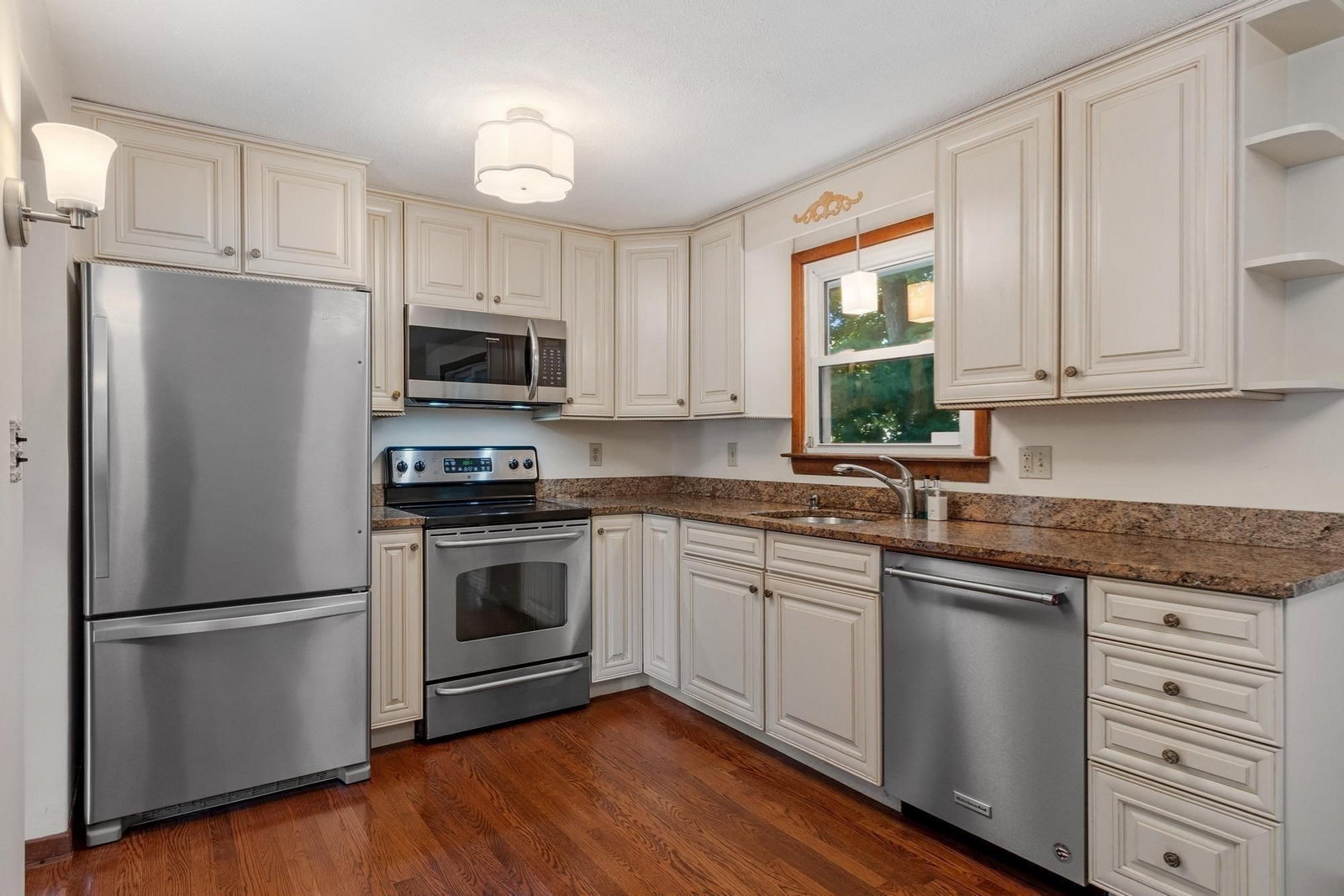 7 Gaywood Cir Peabody — Photo 17 of 38