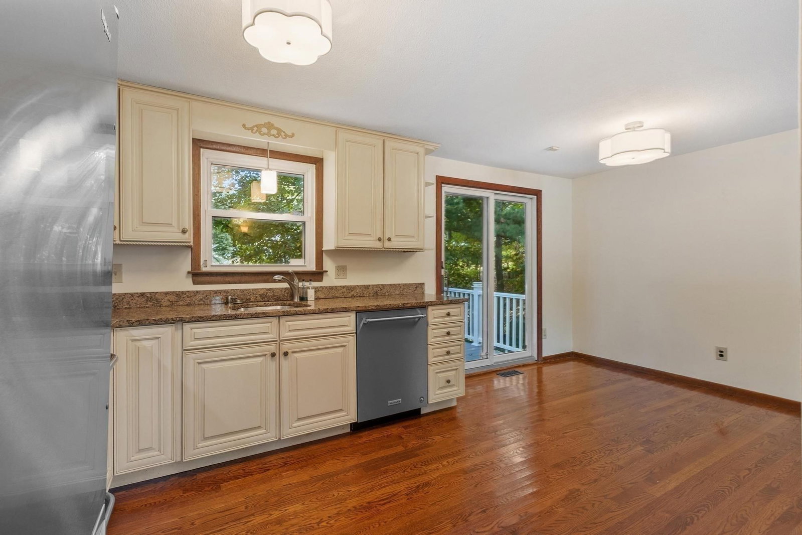 7 Gaywood Cir Peabody — Photo 20 of 38