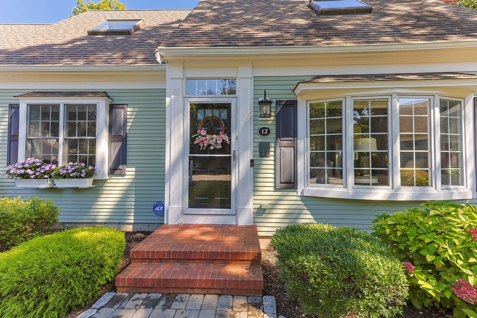 12 Coastal Ln Barnstable — Photo 3 of 42