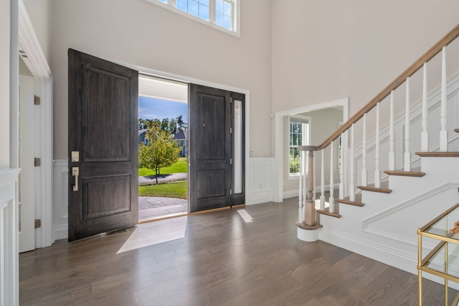 25 Hedgerow Lane Westwood — Photo 4 of 39