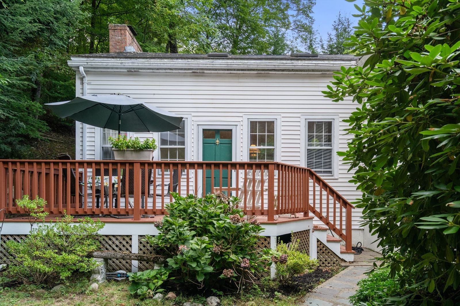 24 Cliff Road Wellesley — Photo 10 of 13