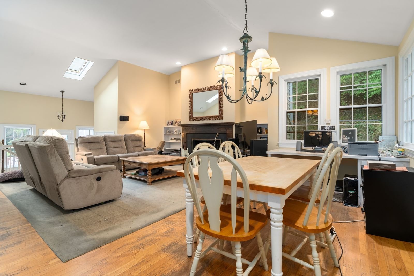 24 Cliff Road Wellesley — Photo 7 of 13