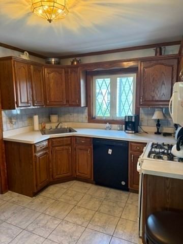 112 Glendale Rd Quincy — Photo 4 of 17