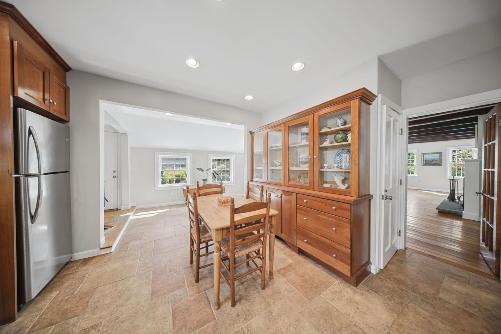 745 Williams St Dighton — Photo 9 of 42