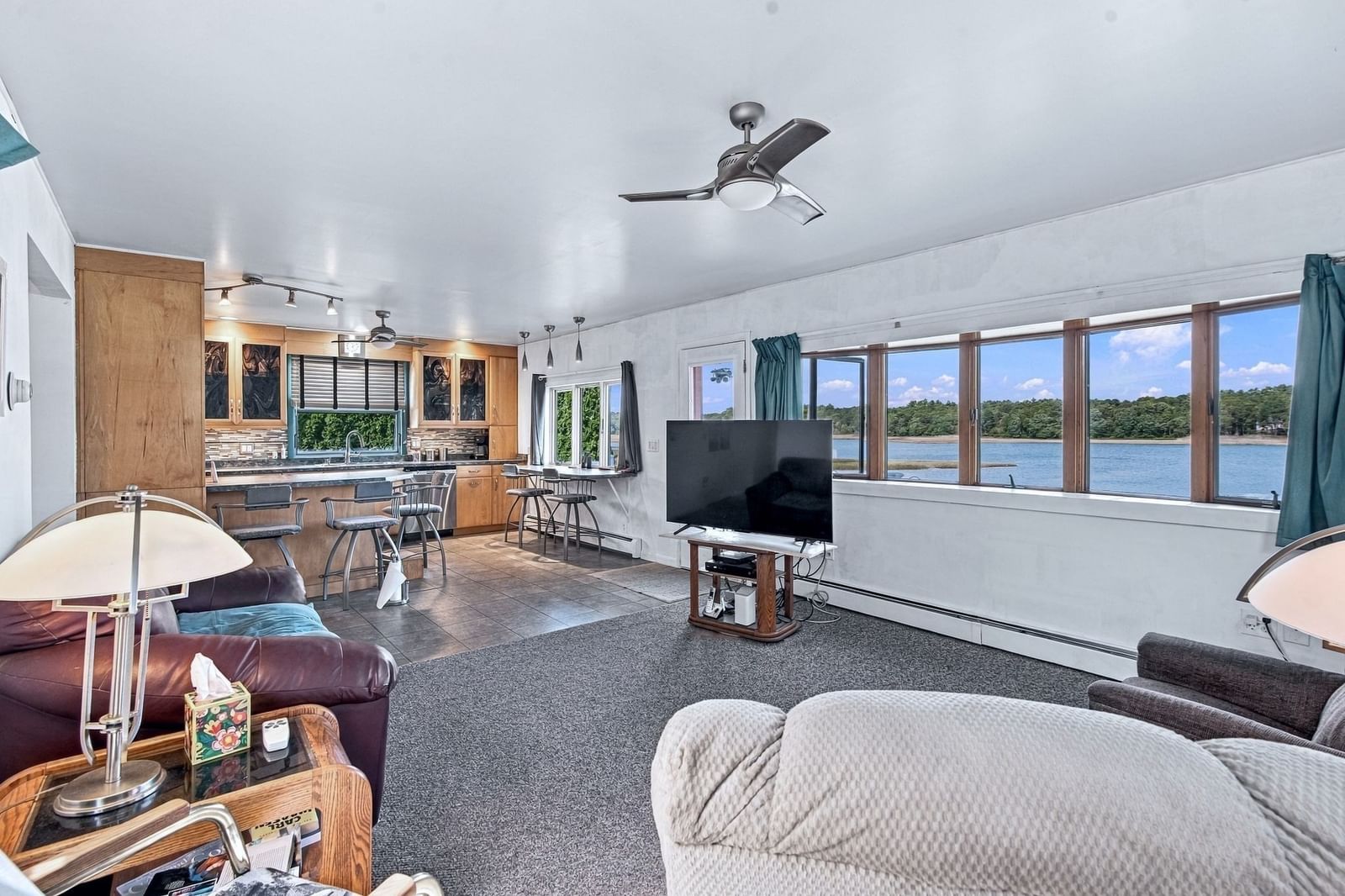 28 Arlington Rd Wareham — Photo 15 of 42