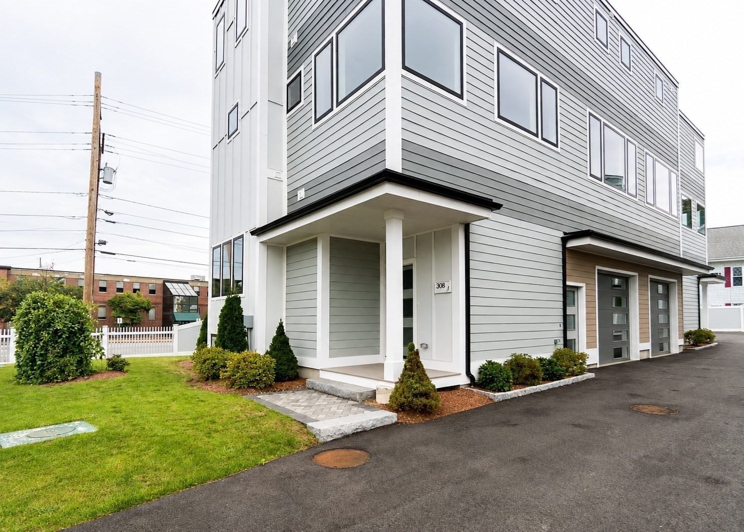 312 Newton Street #1 Waltham — Photo 2 of 39