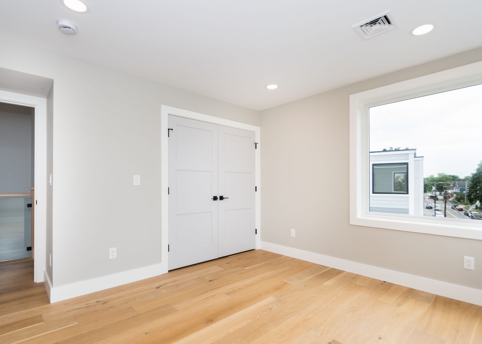 312 Newton Street #1 Waltham — Photo 26 of 39