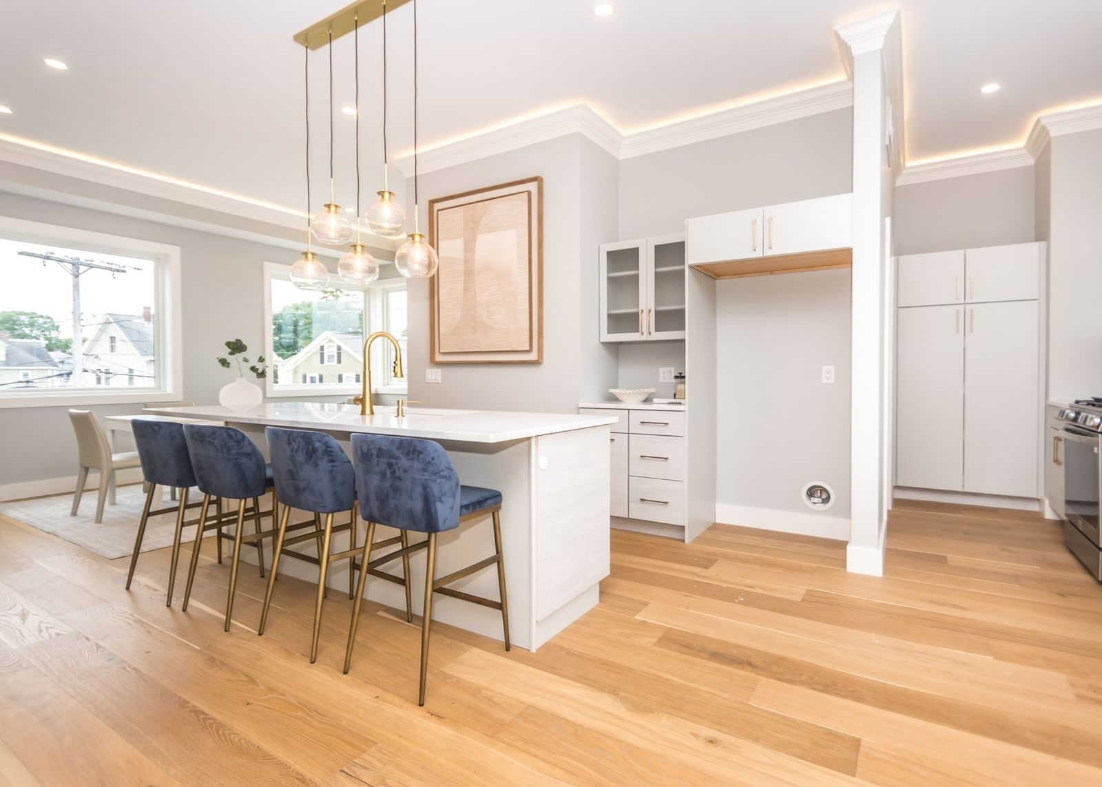 312 Newton Street #1 Waltham — Photo 8 of 39