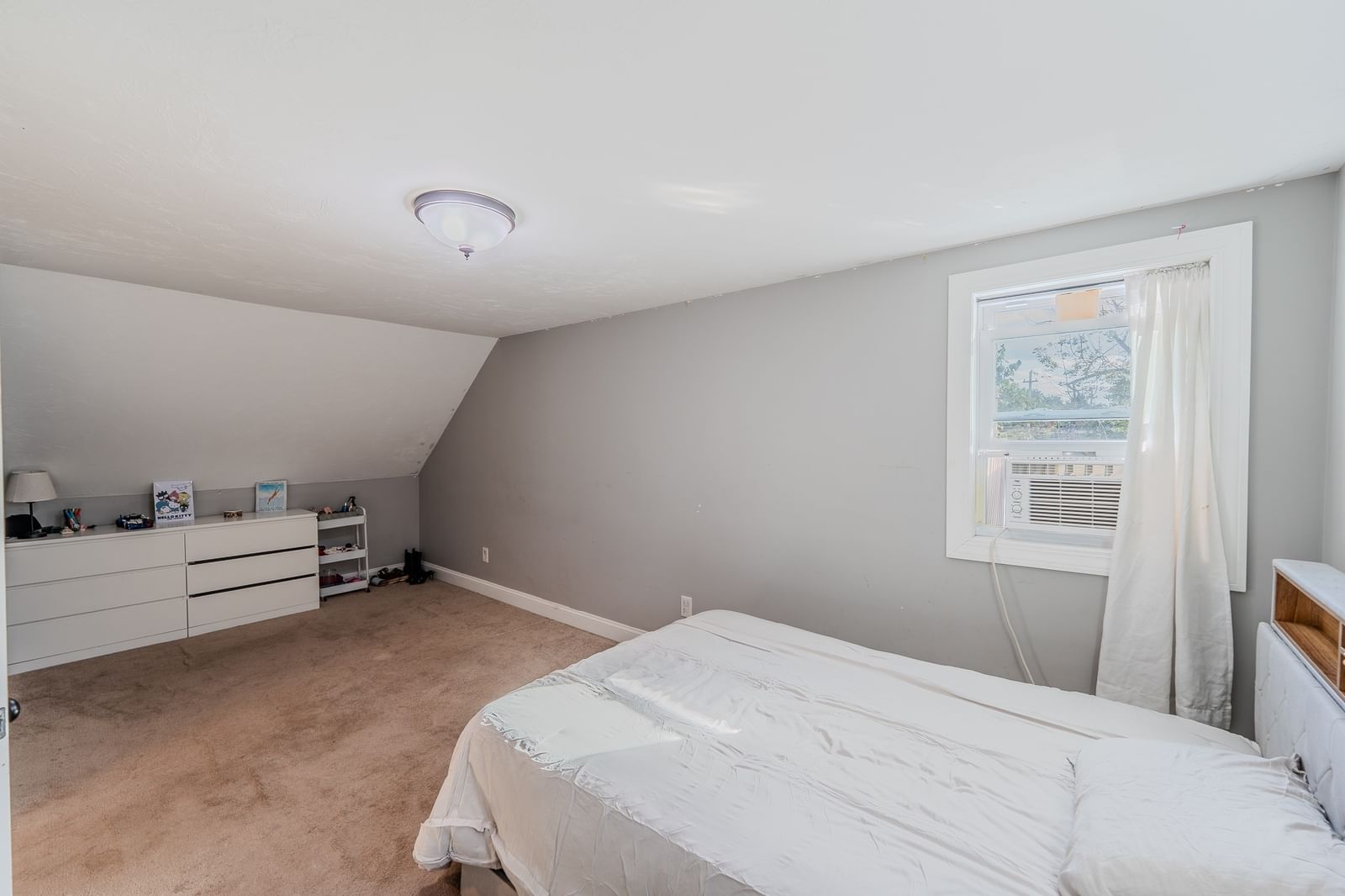 601 East St Wrentham — Photo 22 of 33