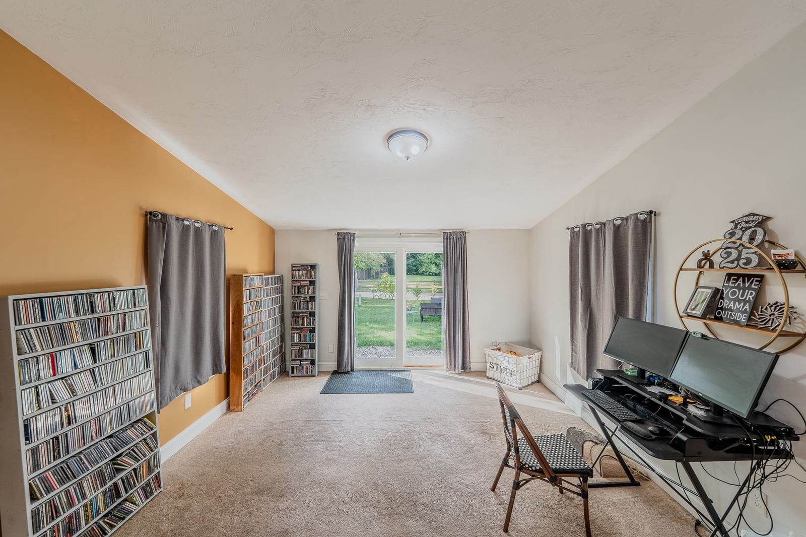 601 East St Wrentham — Photo 6 of 33
