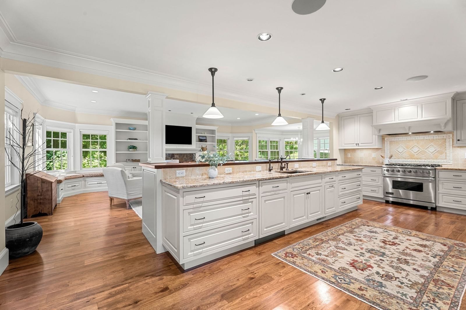 13 Gove Drive Newburyport — Photo 11 of 42