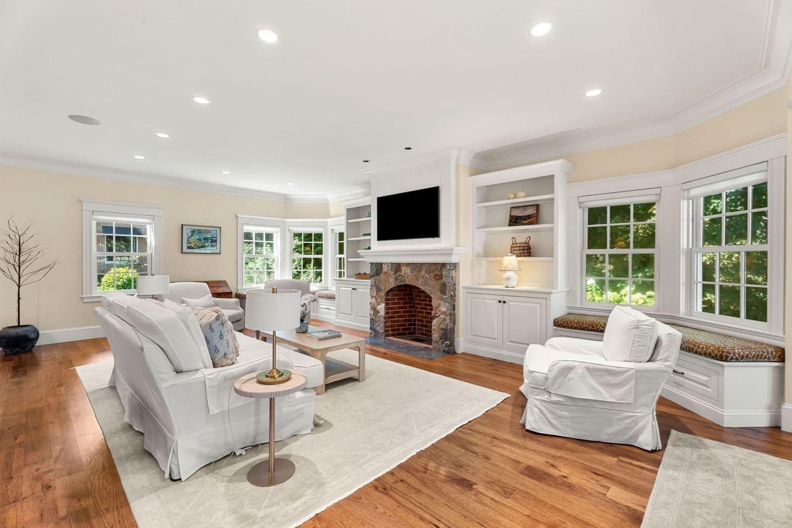 13 Gove Drive Newburyport — Photo 17 of 42