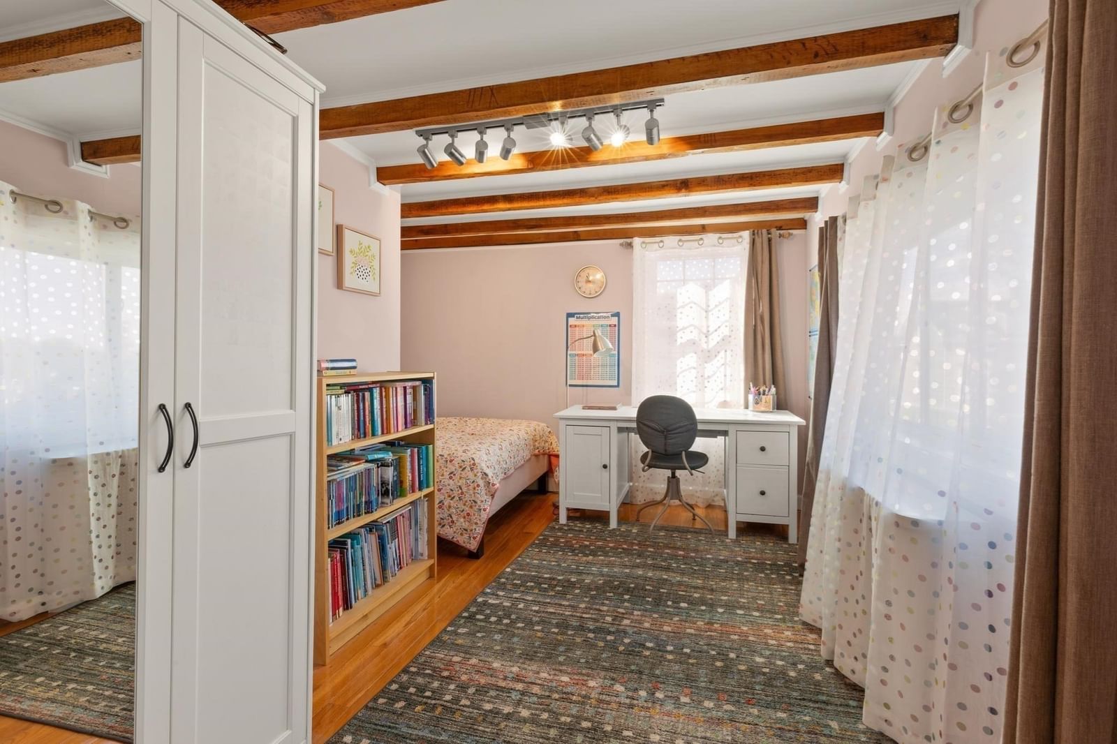 21 Charles St Woburn — Photo 21 of 37