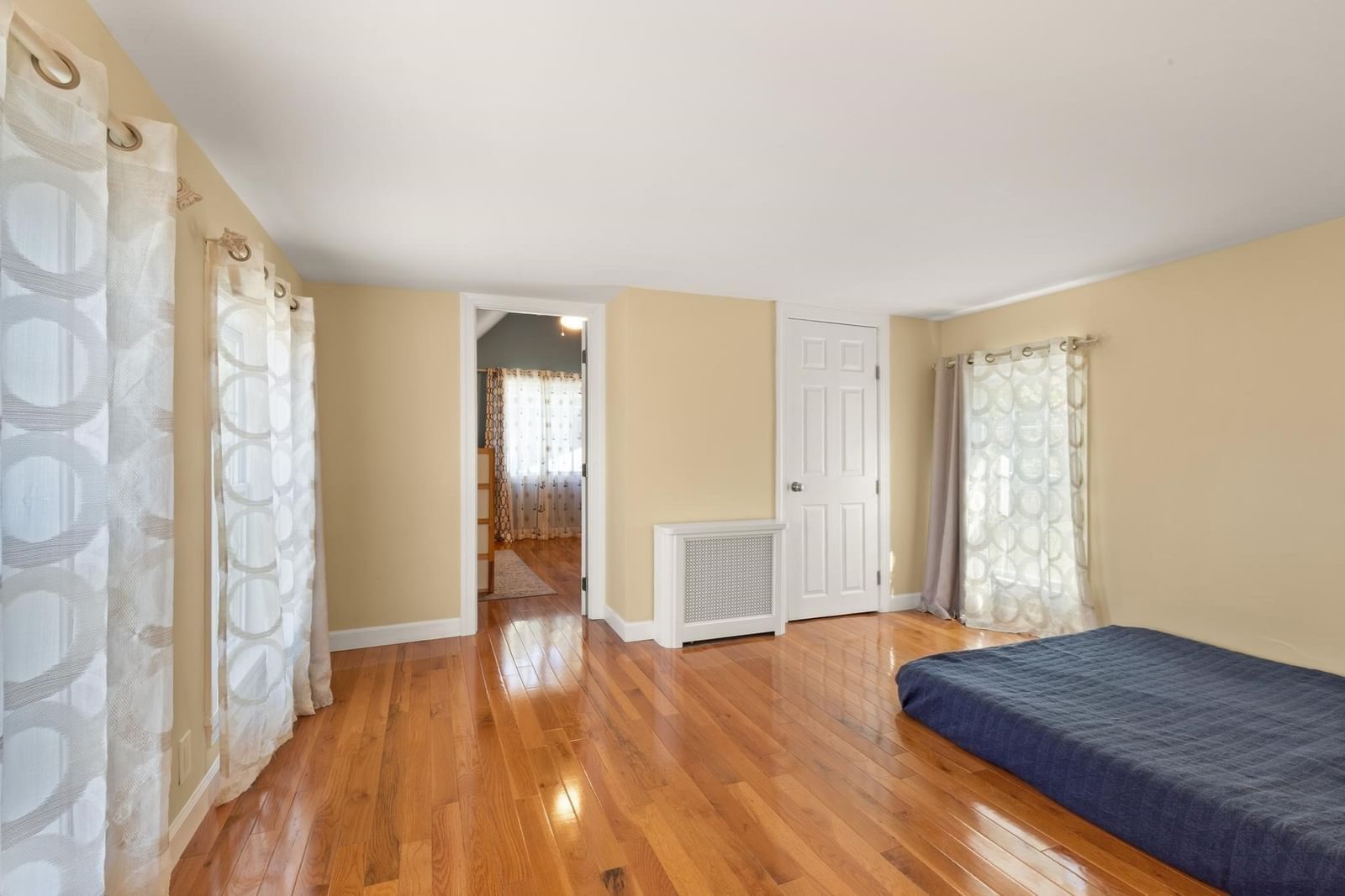 21 Charles St Woburn — Photo 24 of 37