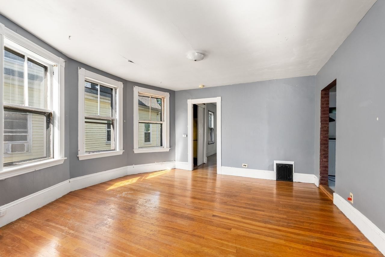 52 Burnside Ave Somerville — Photo 16 of 36