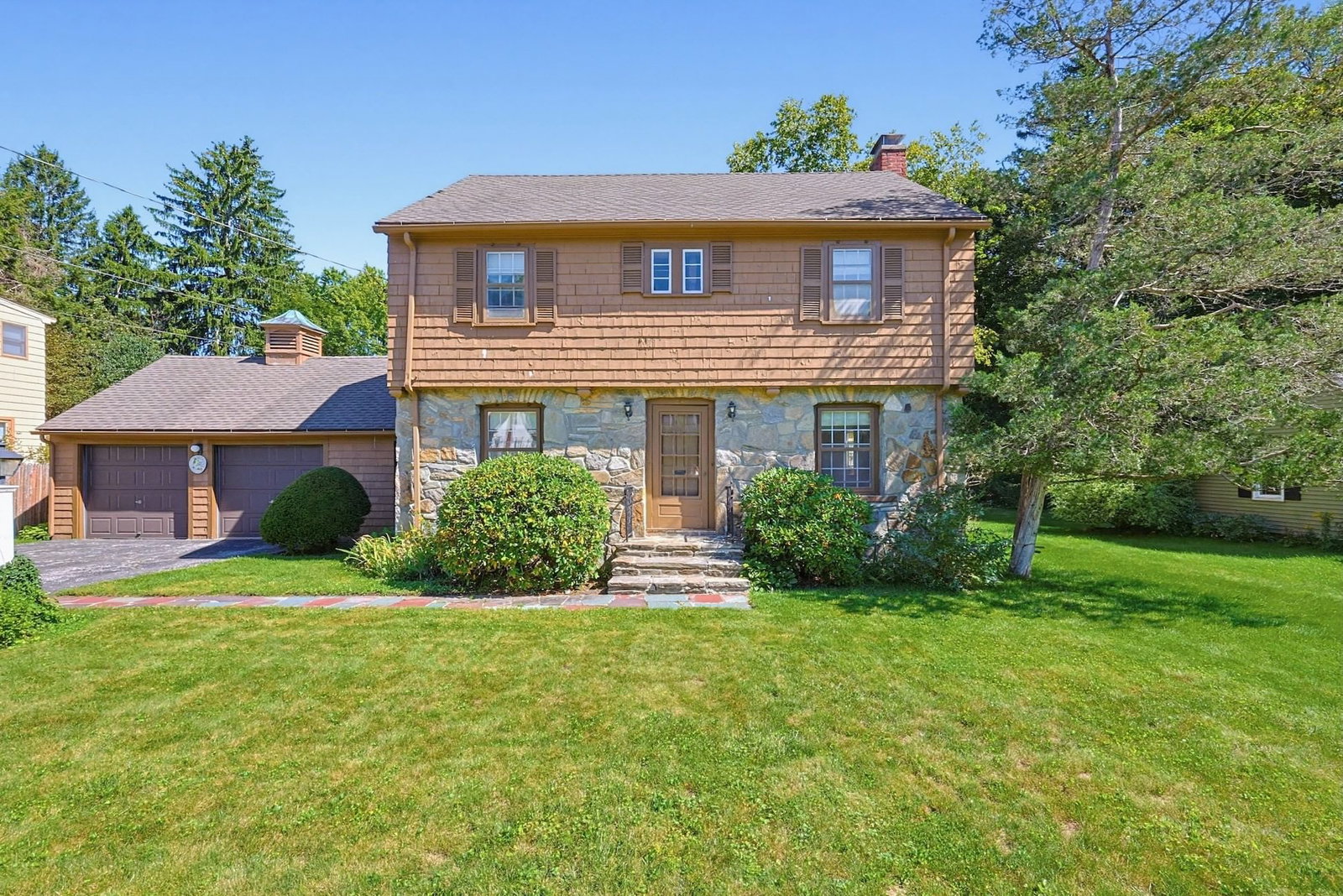 Property at 24 Stark Rd, Worcester, MA 01602