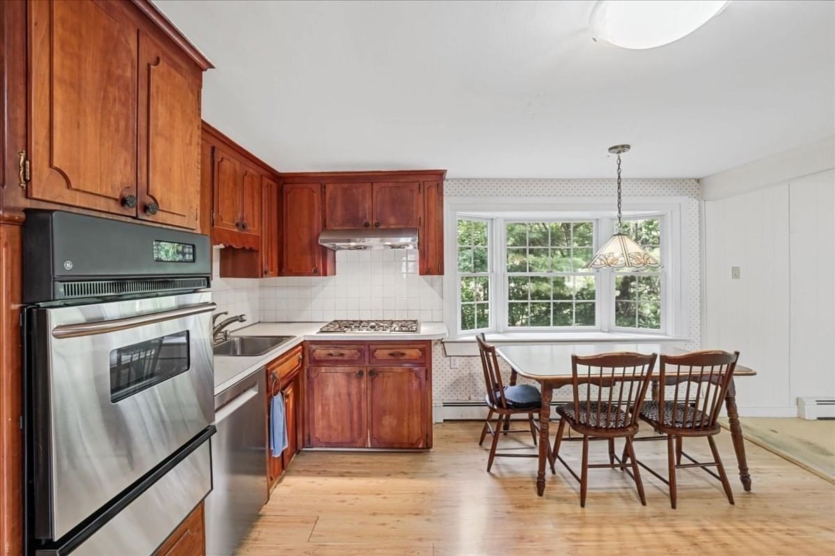 43 Chatham Rd Norwood — Photo 8 of 41