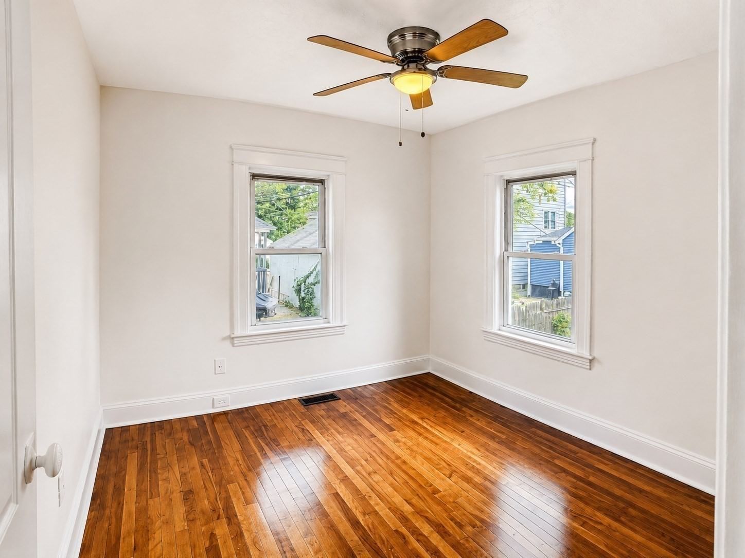 31 Granby And 16.5 Caprera Rd Worcester — Photo 11 of 35