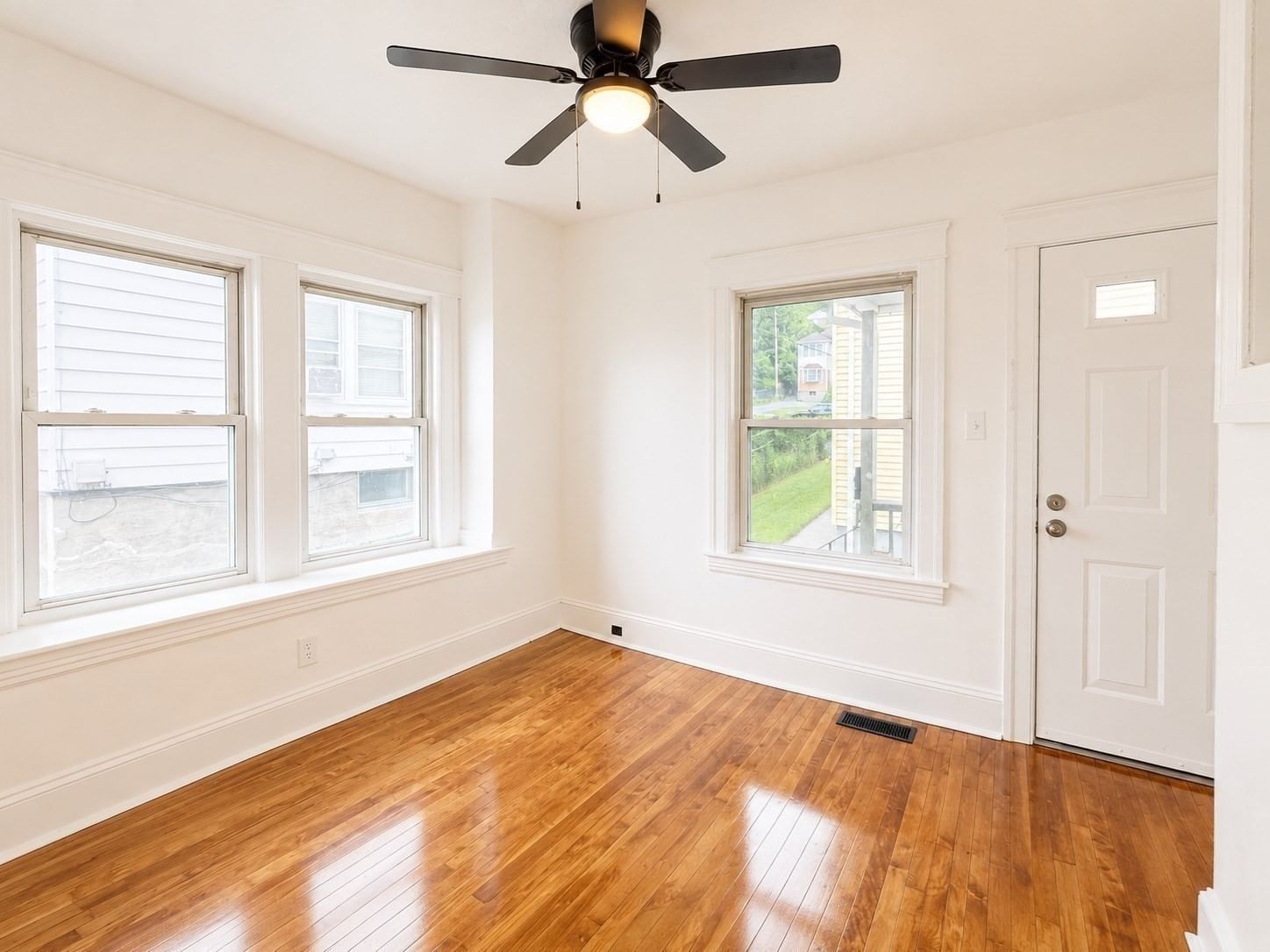 31 Granby And 16.5 Caprera Rd Worcester — Photo 17 of 35