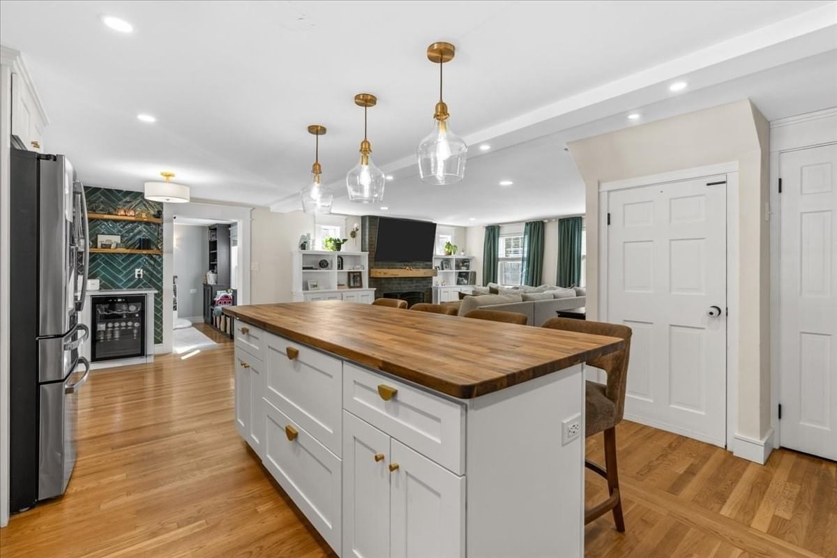 33 Century Rd Weymouth — Photo 10 of 38