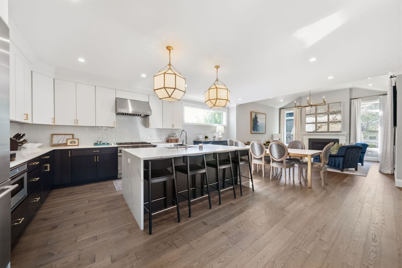 64 Auburn St #64 Newton — Photo 7 of 36