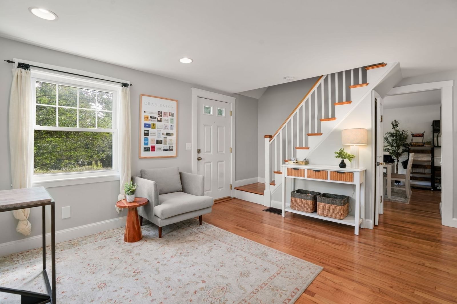 112 Myrtle Street Ashland — Photo 2 of 19