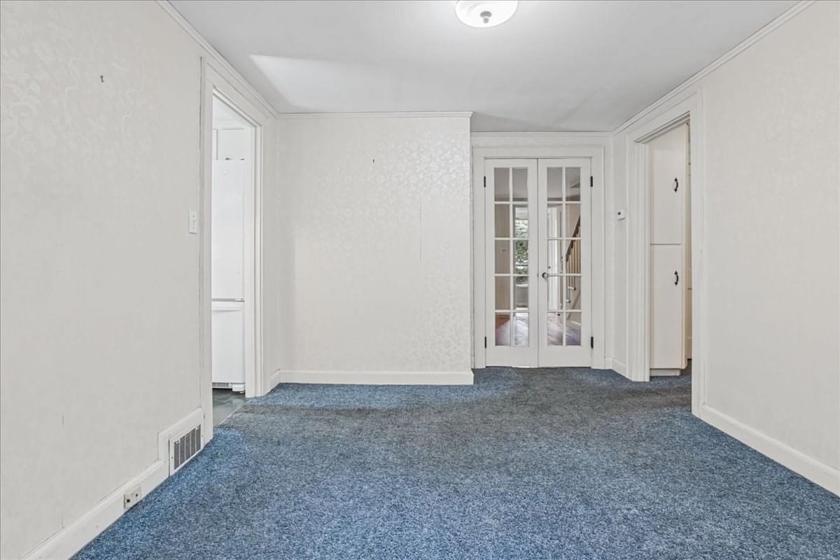 1036 High St Westwood — Photo 11 of 42