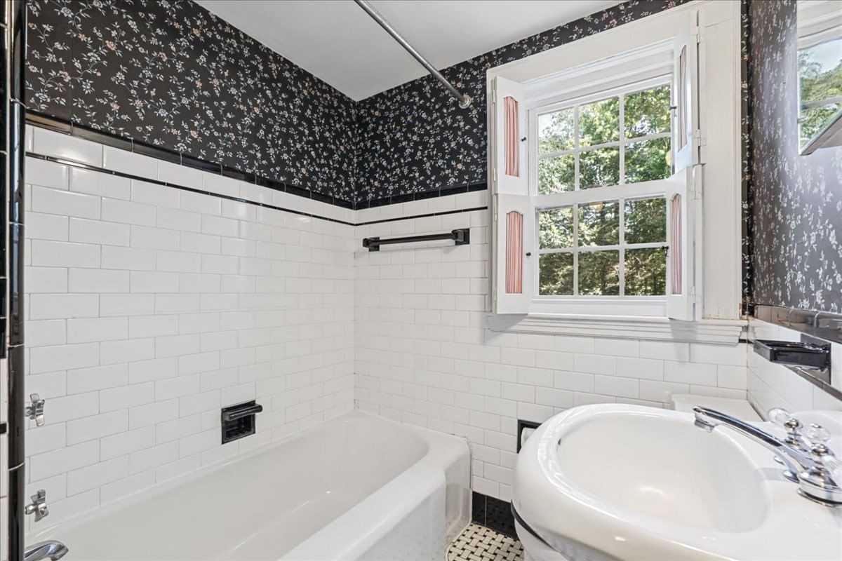 1036 High St Westwood — Photo 20 of 42