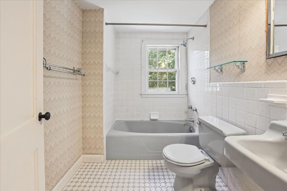 1036 High St Westwood — Photo 28 of 42