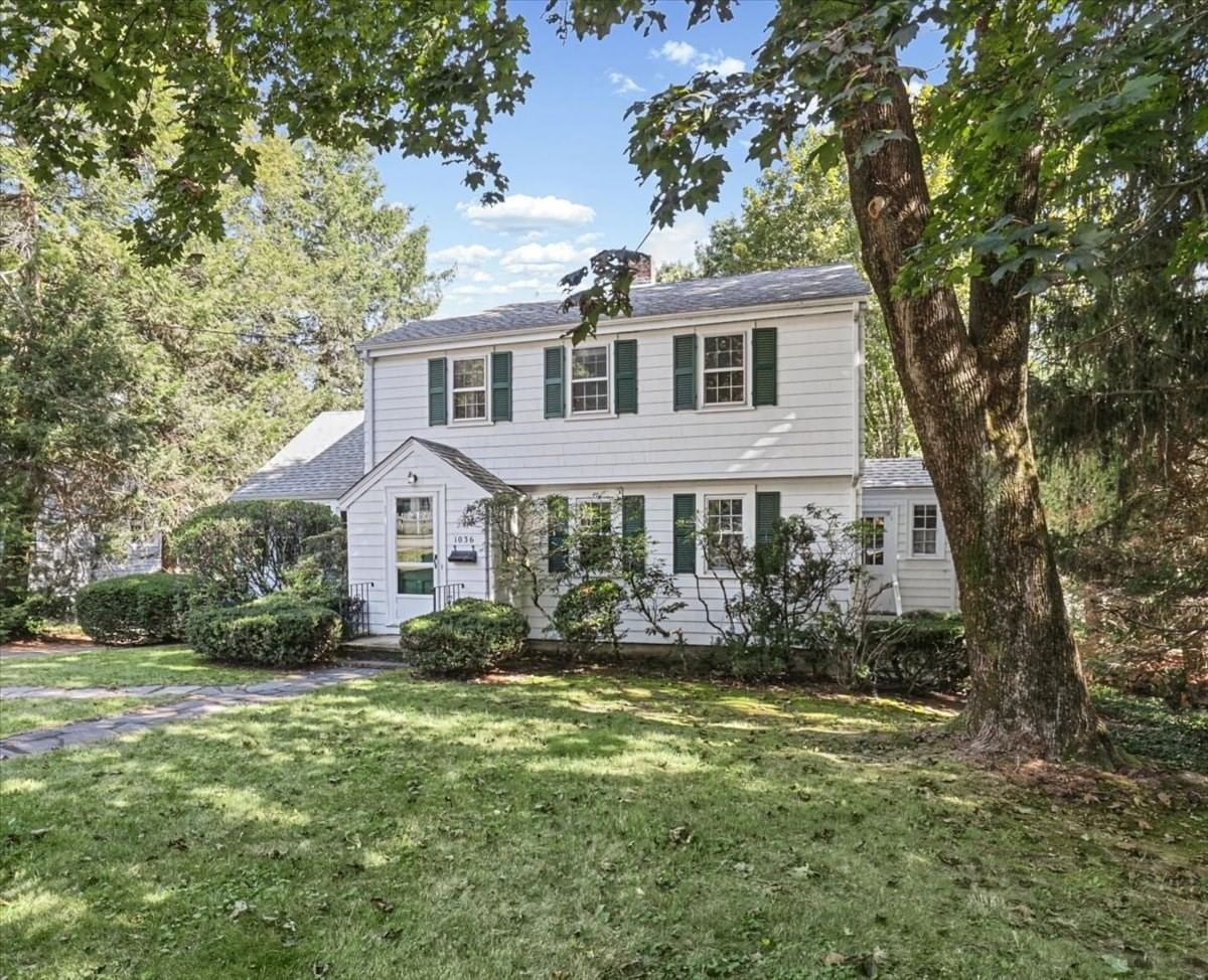 1036 High St Westwood — Photo 3 of 42
