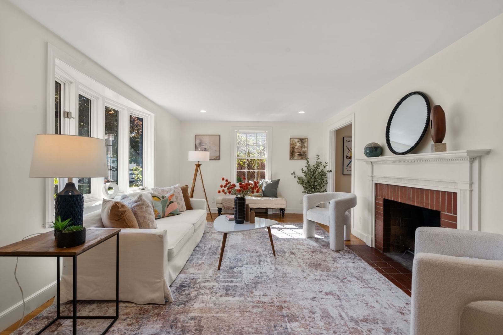 139 Webster St Needham — Photo 4 of 38