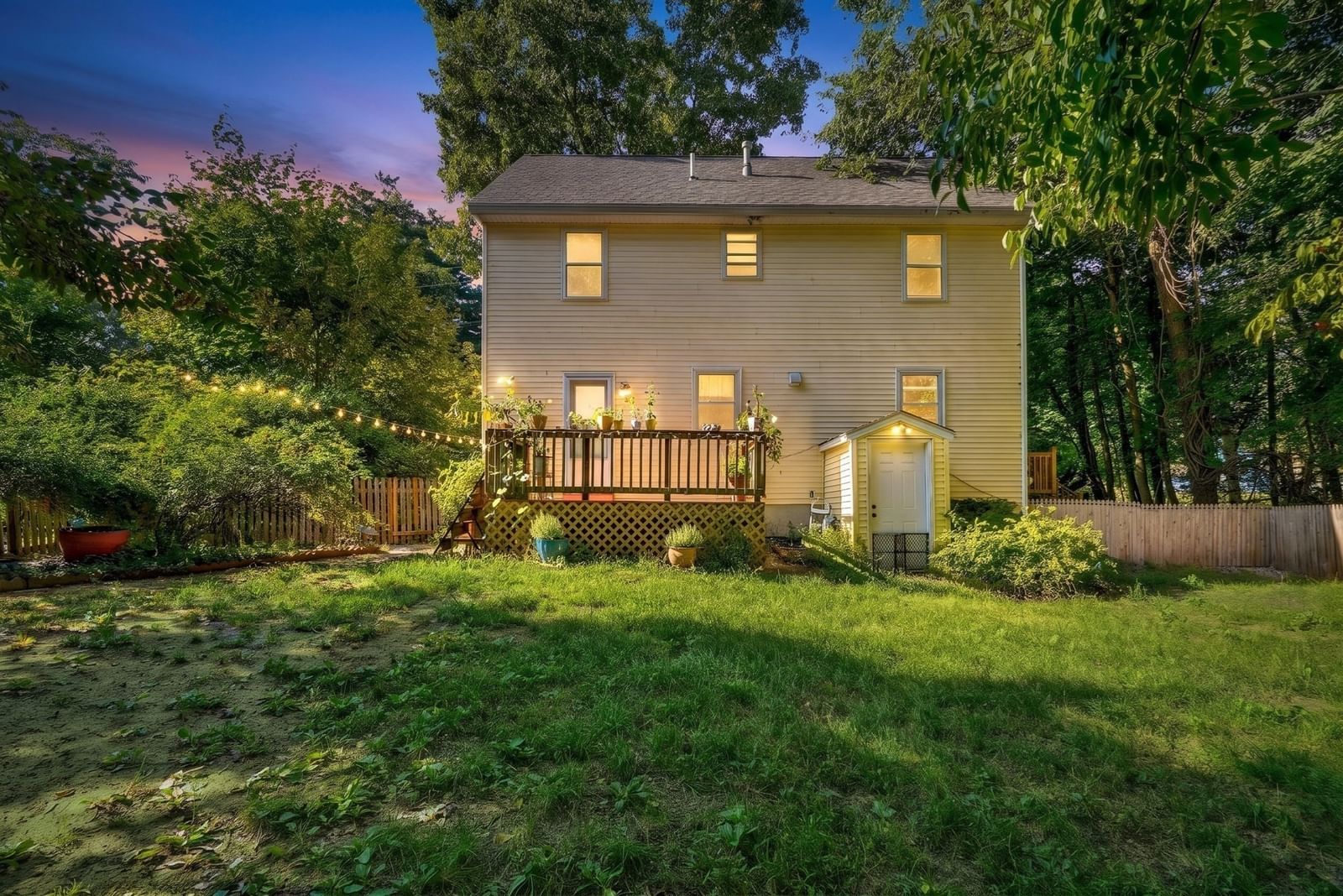 203 Lakeview Ave Tyngsborough — Photo 34 of 38